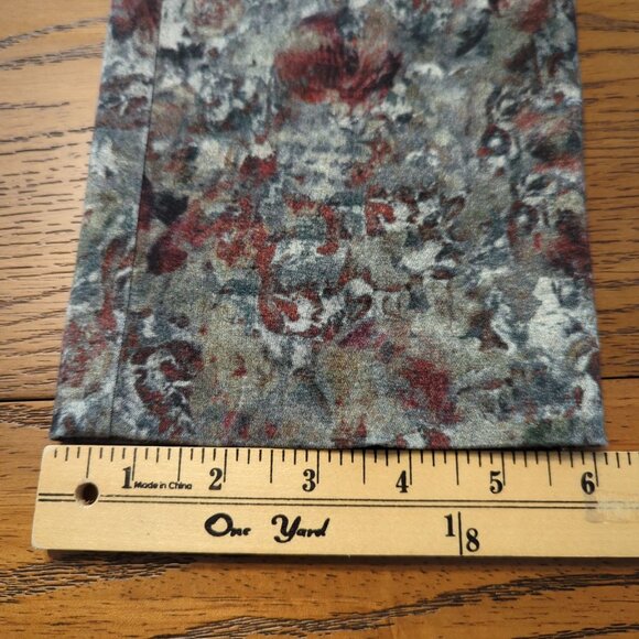 Lisette pull on grayish green burgundy modern art print slim ankle pants size 10 - Picture 13 of 13